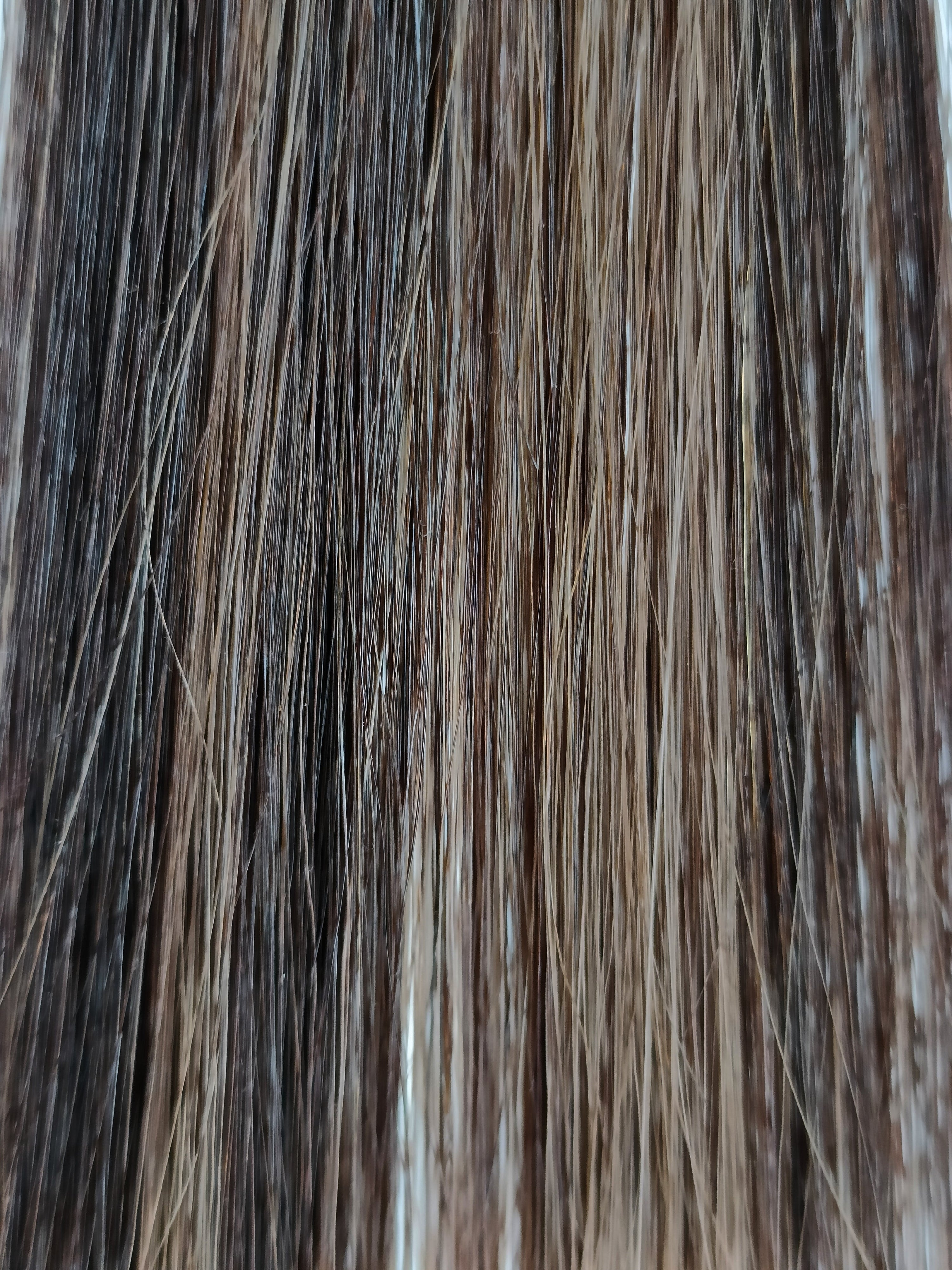 20" Clip In - 120 Grams - Toffee
